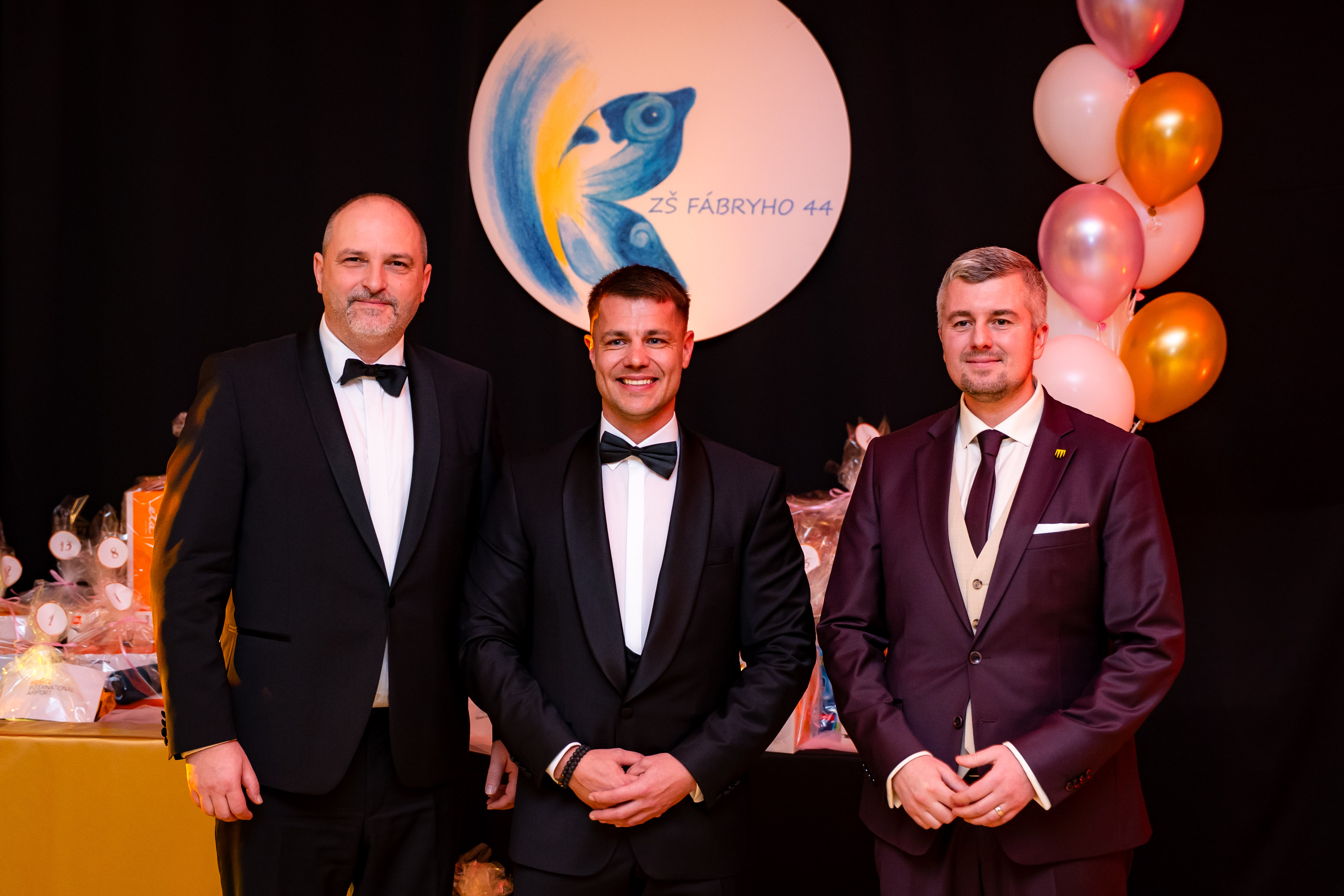 Skolsky ples na ZS Fabryho 44-17